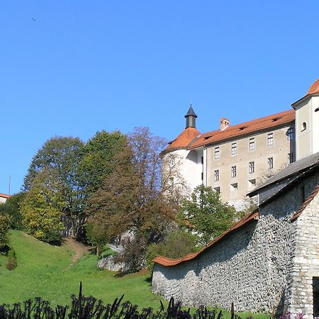 Boutique Hotel Loka Шкофья-Лока Экстерьер фото