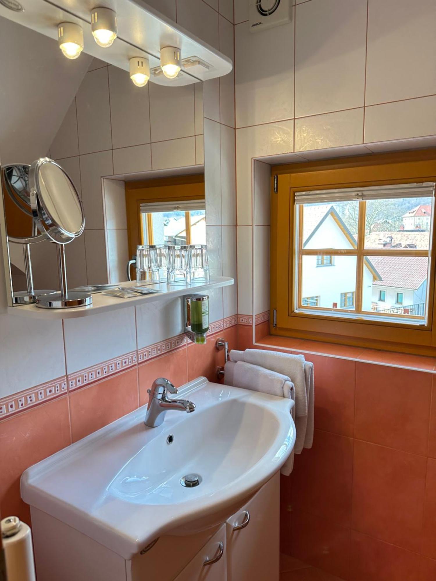Boutique Hotel Loka Шкофья-Лока Экстерьер фото