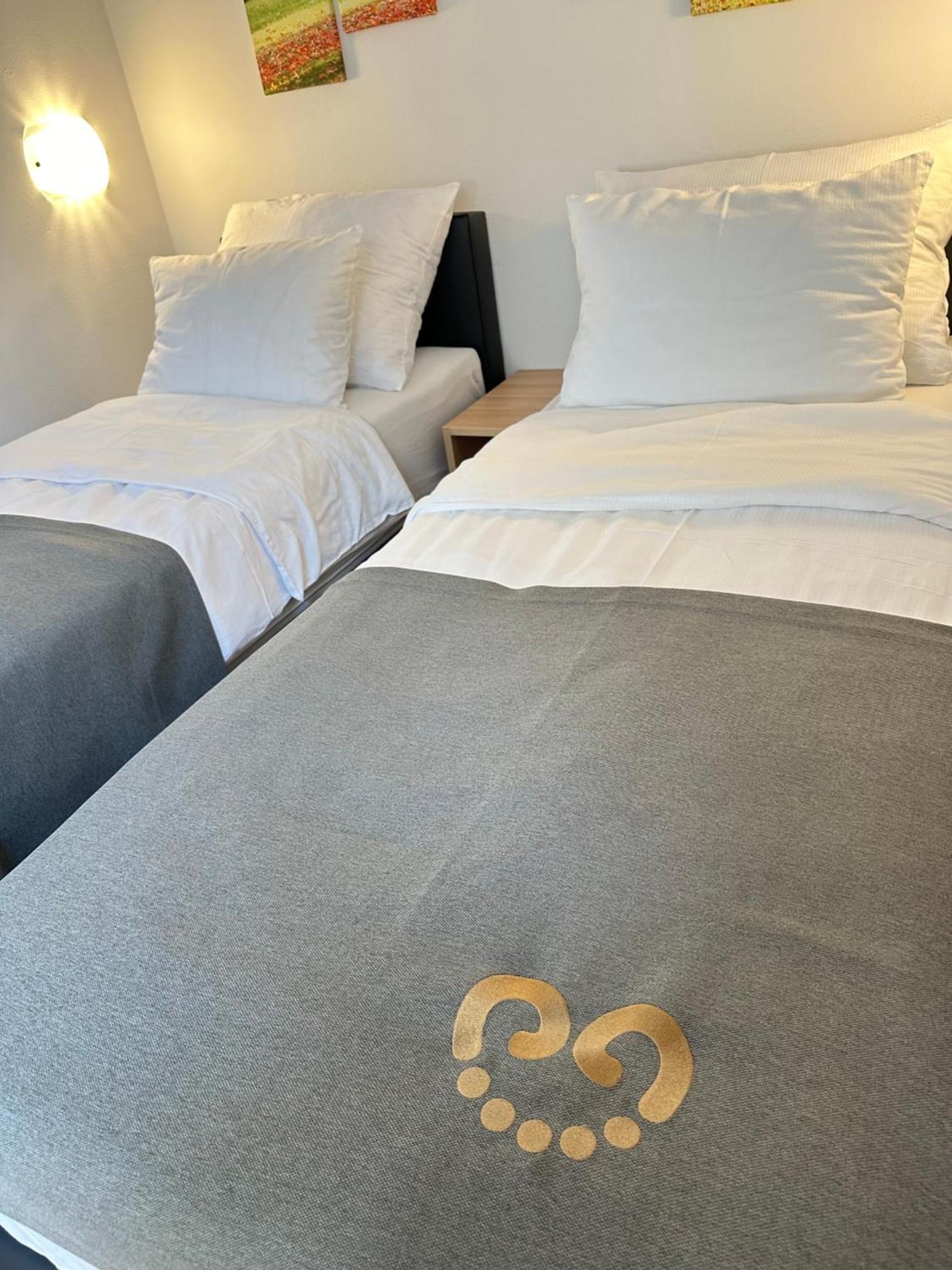 Boutique Hotel Loka Шкофья-Лока Экстерьер фото